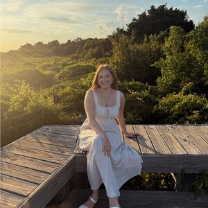 Meet your Posher, Courtney